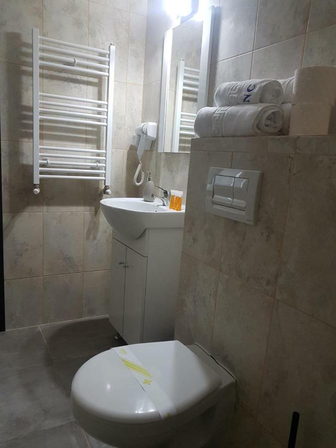 Summerhouse Apartments 마마이아 외부 사진